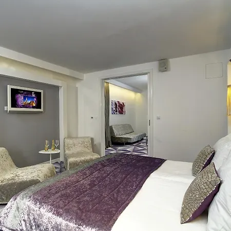 Luxe 4*