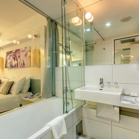 Otel Luxe 4*