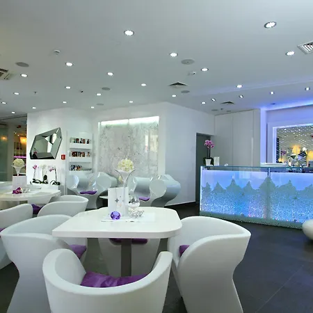 卢克斯酒店