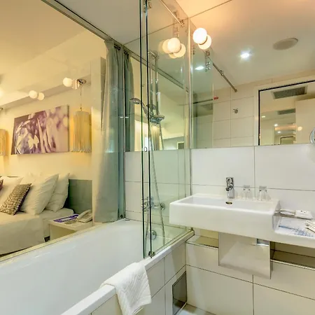 Luxe Otel 4*