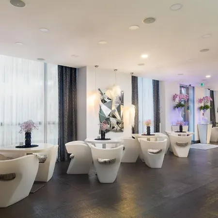 Hotel Luxe 4*