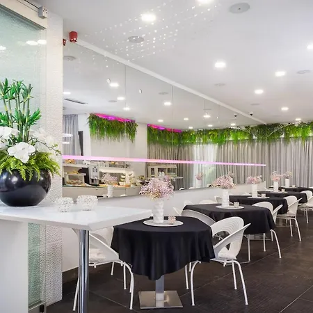 Hotel Luxe 4*