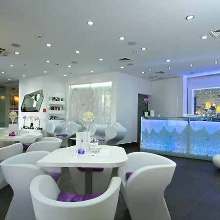 Luxe 4*