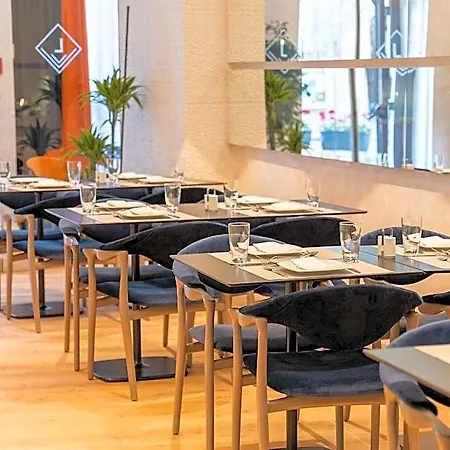 Luxe Hotel 4*