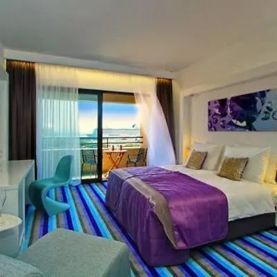 Hotel Luxe