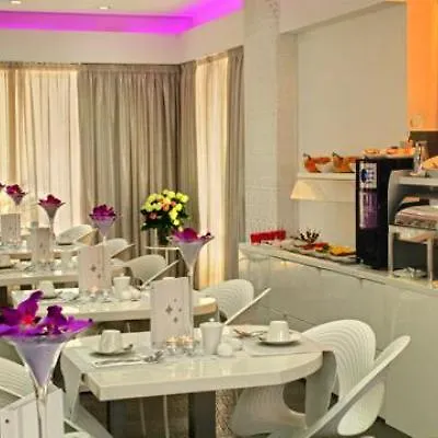 Luxe 4*
