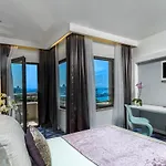 Luxe 4*